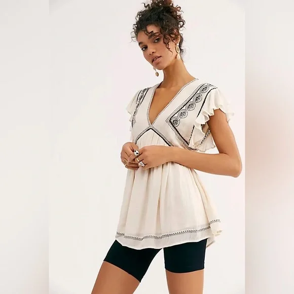 Free People| ‘Falling Water’ Embroidered Tunic - Picture 2 of 12
